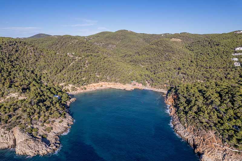 Cala Saladeta - ibiza en furgoneta
